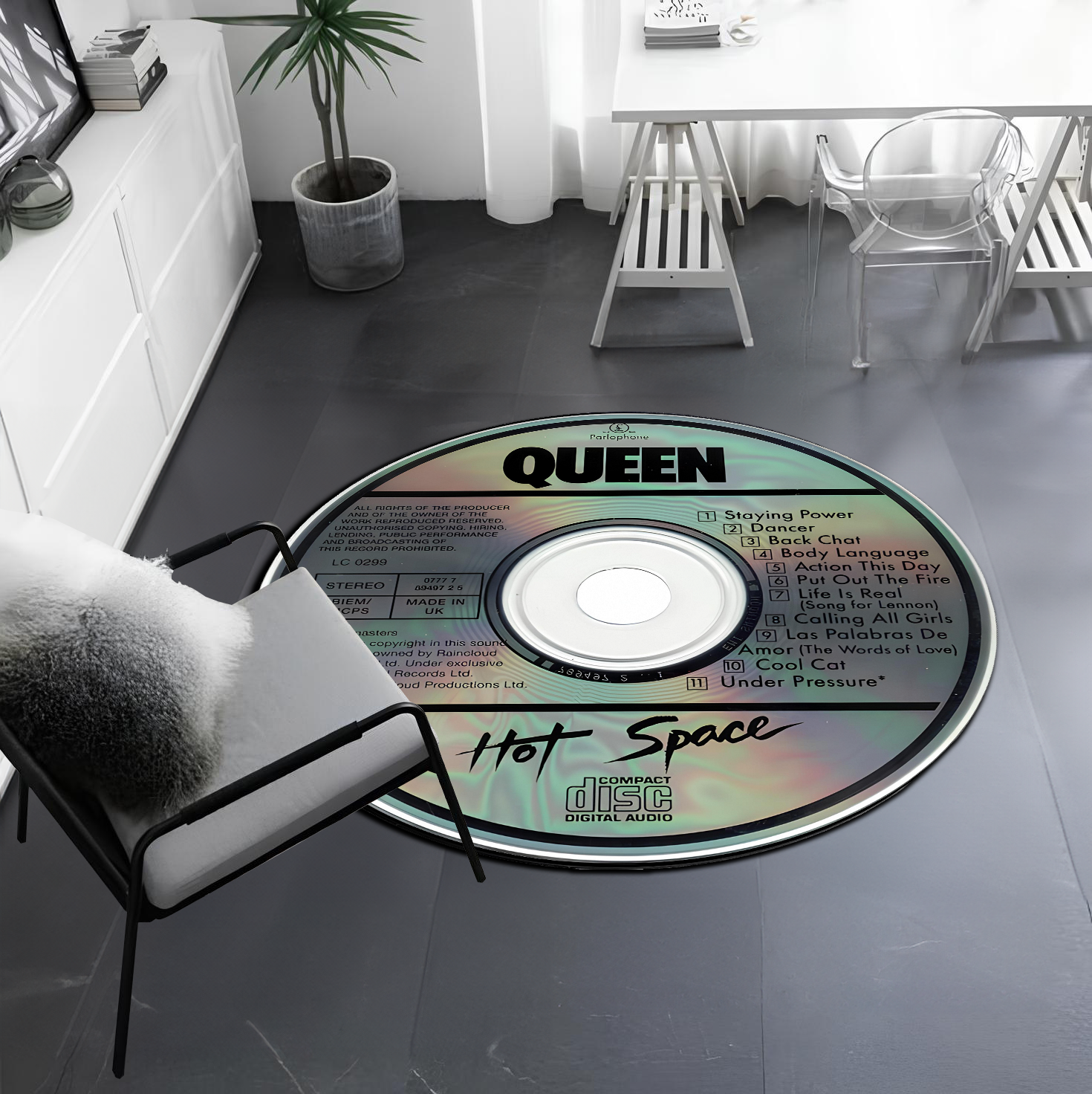 queen hot space cd, kinnsich halı